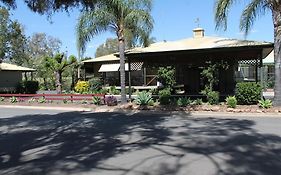 Lake Forbes Motel